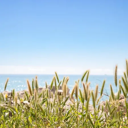 A Dream Getaway By The Sea *